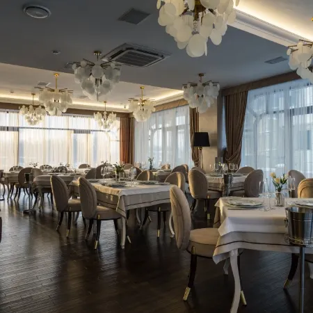 History Boutique Hotel & SPA (Хистори)