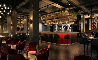 Radisson Red Gatwick Airport