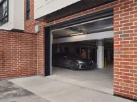 Hôtel - Expérience - Quartier des Marinas - Parkplatz
