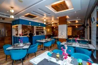 The Golden Apple Hotels in Lucknow