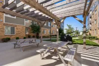 WaterWalk Extended Stay Kansas City - Overland Pk