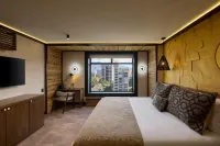 Golden Valley Hotel