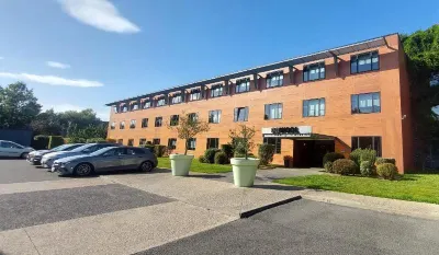 COWOOL Lille Villeneuve-d'Ascq Hotels near Polytech Lille