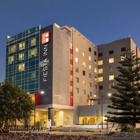 Fiesta Inn Celaya Galerias