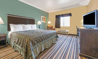 Days Inn by Wyndham Rockdale Texas
