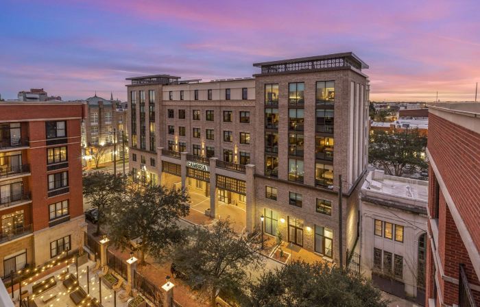 Cambria Hotel Savannah Downtown Historic District