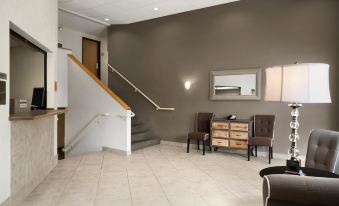 Super 8 by Wyndham Portland Airport