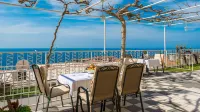 Apartments and Room Lora Hotels in Rozat