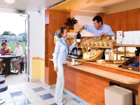 Ibis Budget Orléans Ouest Meung-Sur-Loire - breakfast