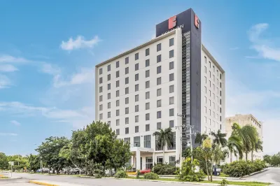 Fiesta Inn Merida Các khách sạn ở Xcanatun