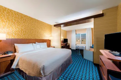 Fairfield Inn & Suites Palm Desert Coachella Valley Hoteles cerca de Escena Golf Club