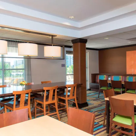 Fairfield Inn & Suites Omaha Downtown