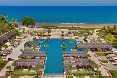 W Muscat Отели рядом с достопримечательностью «Mutrah Fort»