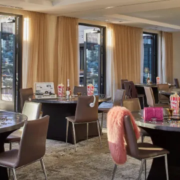 Moxy Atlanta Midtown Отели рядом с достопримечательностью «Станция метро "Мидтаун"»