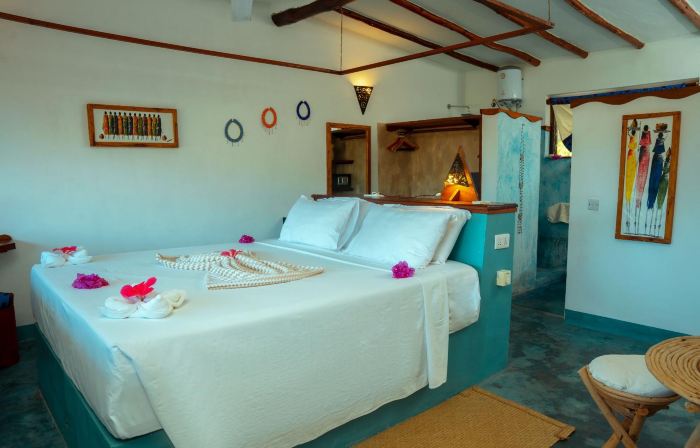 Basecamp Mafía Island