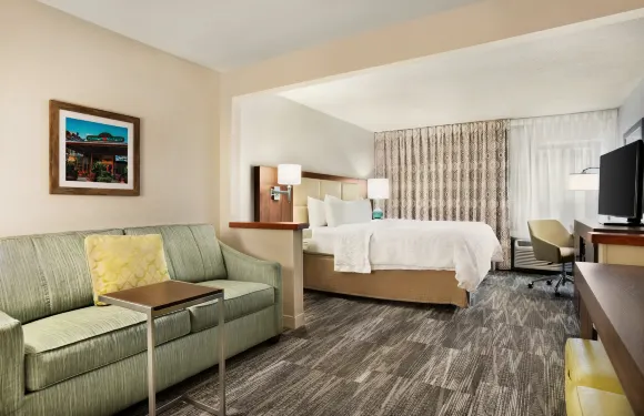 希爾頓歡朋酒店-芬德利