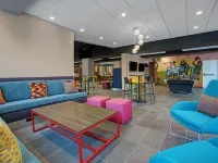 Home2 Suites by Hilton Milwaukee Downtown Hotels near Riverside Theater