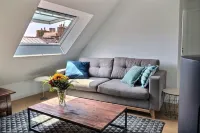 Cozy apartment in the city center, 2 steps from the beaches - Stove - Garage