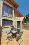 Our Happy Place Detached vacation home with garden Hotel a Mandello del Lario