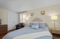 Lansdale: Work, Rest, Explore