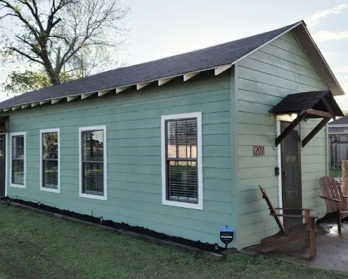 Beautiful Modern Farmhouse Studio Cottage! Hotels in Electra