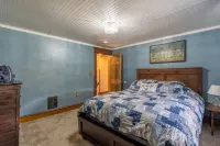 LaceyVilla - Huge home in Endless Mountains