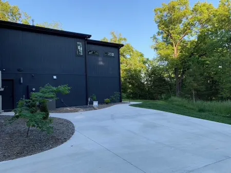 Relaxing Woodland Getaway