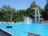 Bright, modern, large vacation apartment on a south-facing slope in a climatic health resort