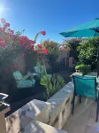 Lakeside 1 Bedroom Apt w/ living room, kitchenette and laundry