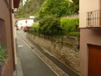 Little white house in the heart of Graus Hotels in Graus