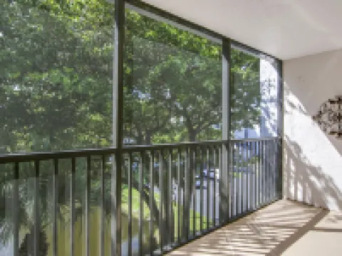 5min Walk to Jupiter Beach From this Cozy Condo Hotels in Jupiter