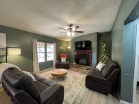 3-bedroom house in Porum Landing, waterfront with lots of space inside and out!