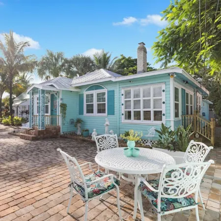 Secret Garden @ Seminole located in the heart of downtown Stuart, FL Hotels in Stuart