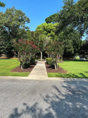Southern Charm at Peacock Point Hotels near Flowers Foods Heritage Center-History in the Baking