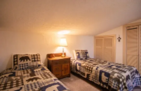 Family Cabin Hiking, Biking, Skiing and Hunting!