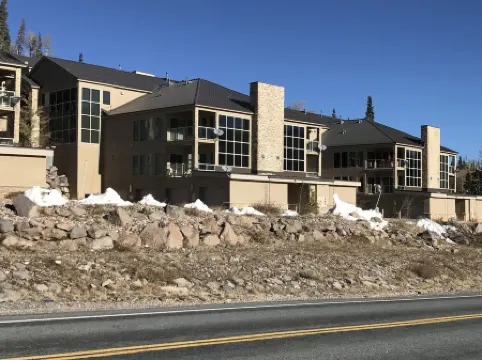 FRONT AND CENTER for 8! PANORAMIC VIEWS! Wall of windows facing slopes! GARAGE!