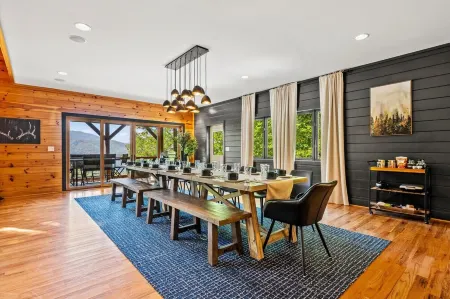 Stunning Views • Hot Tub • Sauna • Theater • Game Rooms • Sleep/Dine 23 •Firepit