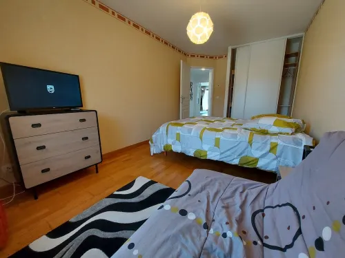 In the heart of St Jorioz, spacious apartment with terrace and mountain view