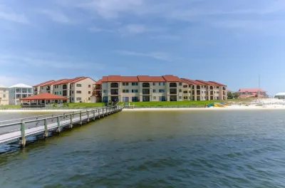 Beach lover's paradise Hotels near Navarre Beach Sea Turtle Conservation Center