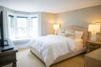 Charming home steps away from Main Street Hudson and Western Reserve Academy