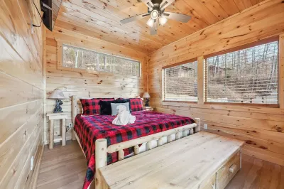 New Sugar Plum Pool Cabin Hot Tub & Game Room - Located in Wears Valley! Hotels near Sugarlands Valley Nature Trail