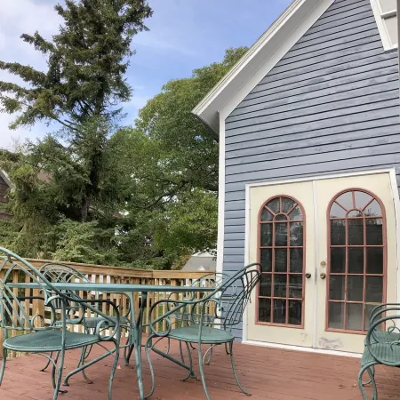 4 BEDROOM HOME IN MANISTEE MI.  Walk to the Lake! Deck!