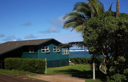 AT THE SHORE ON ALIOMANU BAY-TVNC-1127