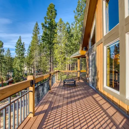 Lodge Style Cabin nr Crater Lake w Mountain Views