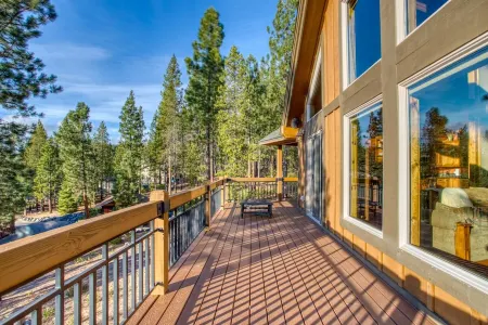 Lodge Style Cabin nr Crater Lake w Mountain Views