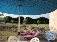 Cottage rental at the foot of Mont Ventoux surrounded by lavender in Sault en Provence