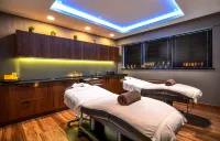 DoubleTree by Hilton Lodz Hotels in Паб'яніце