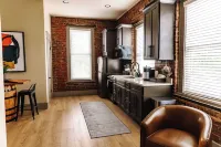 WILLIAM FORREST SUITE                                    Newly renovated suite!