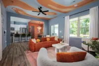 Local Artistic Flare~Sleeps 12~New Modern Build