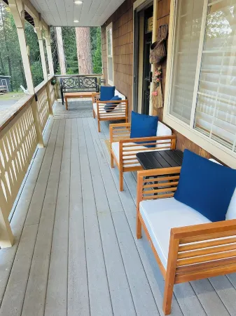 Mountain Cabin, Mins from Pinecrest Lake and Dodge Ridge! Отели в г. Strawberry